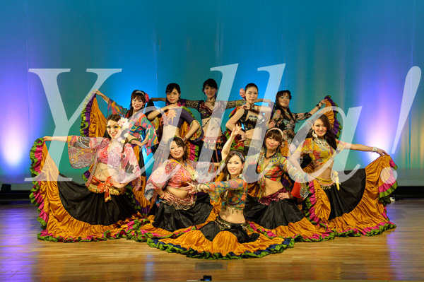 002-team-shot-of-bellydance-for-yalla-4th-live-stage