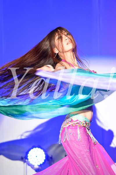 003-performancie-image-of-bellydance-for-yalla-4th-live-stage