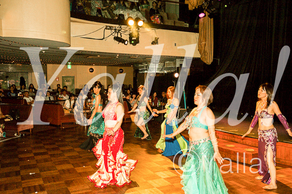 004-performancie-image-of-bellydance-for-yalla-7th-live-stage