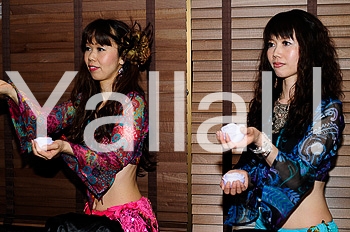 005bellydancer-peramnce-photo-from-live-event-in-kitano-sofa-in-2010