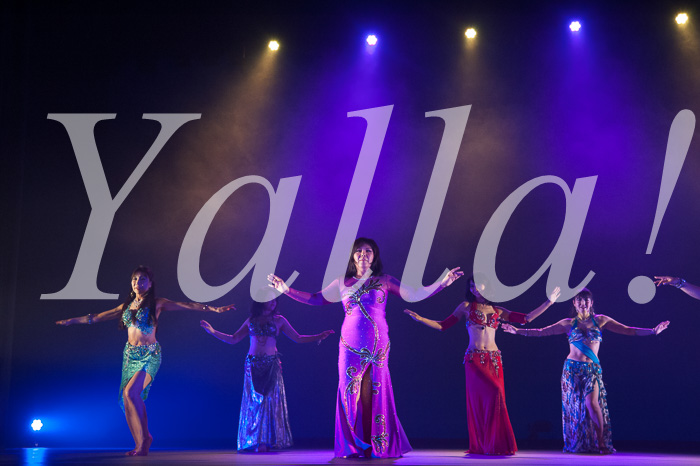 009-performancie-image-of-bellydance-for-yalla-6th-live-stage