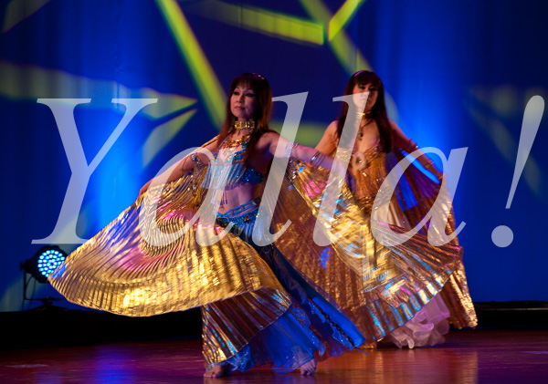 011-performancie-image-of-bellydance-for-yalla-3rd-live-stage