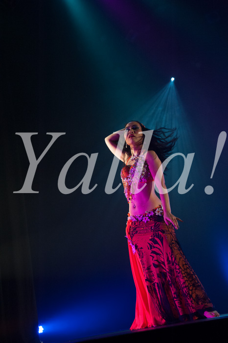 014-performancie-image-of-bellydance-for-yalla-6th-live-stage