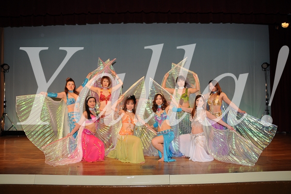 07-team-shot-of-bellydance-for-yalla-2nd-live-stage