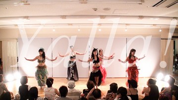 performance-13th-shot-of-bellydancers-in-3rd-mini-live-live-kobe-2011