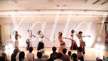 performance-4th-shot-of-bellydancers-in-3rd-mini-live-kobe-2011
