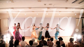 performance-5th-shot-of-bellydancers-in-3rd-mini-live-kobe-2011
